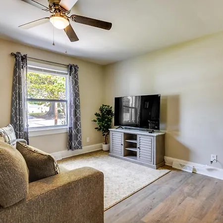 Hopewell Vacation Rental About 3 Mi To James River